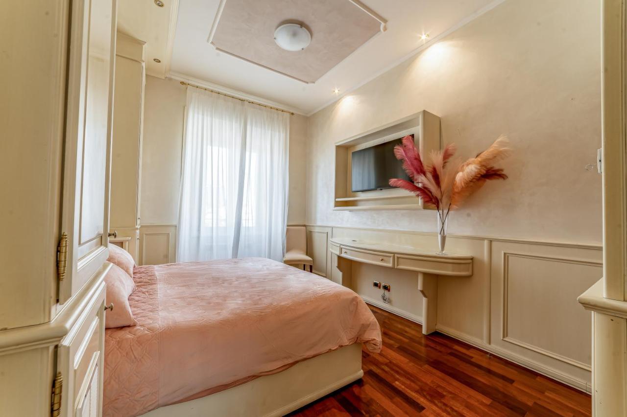 Downtown Luxury B&B - Termini Train Station Řím Exteriér fotografie